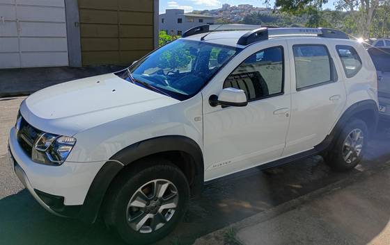 RENAULT DUSTER 1.6 16V SCE FLEX DYNAMIQUE MANUAL RENAULT DUSTER 1.6 16V SCE FLEX DYNAMIQUE MANUAL